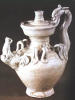 白釉象首龙柄壶（隋）