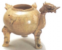 青瓷龙首柄壶（隋）