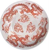 举世无双的展品——明洪武红彩龙纹盘残片