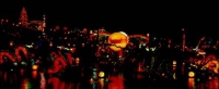 四川自贡市举办的龙灯盛会,中心广场,群龙聚首,宝珠璀璨
