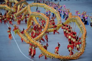 ÐÂ»ªÉçÕÕÆ¬£¬±±¾©£¬2008Äê8ÔÂ8ÈÕ     £¨±±¾©°ÂÔË£©£¨35£©µÚ29½ì°ÂÔË»á¼´½«¿ªÄ»     8ÔÂ8ÈÕÍí8Ê±£¬µÚ29½ìÏÄ¼¾°ÂÁÖÆ¥¿ËÔË¶¯»á½«ÔÚÖÐ¹ú¹ú¼ÒÌåÓý³¡Â¡ÖØ¿ªÄ»¡£ÕâÊÇ¿ªÄ»Ê½Ç°µÄÎÄÒÕ±íÑÝ¡£     ÐÂ»ªÉç¼ÇÕßÁõ´óÎ°Éã